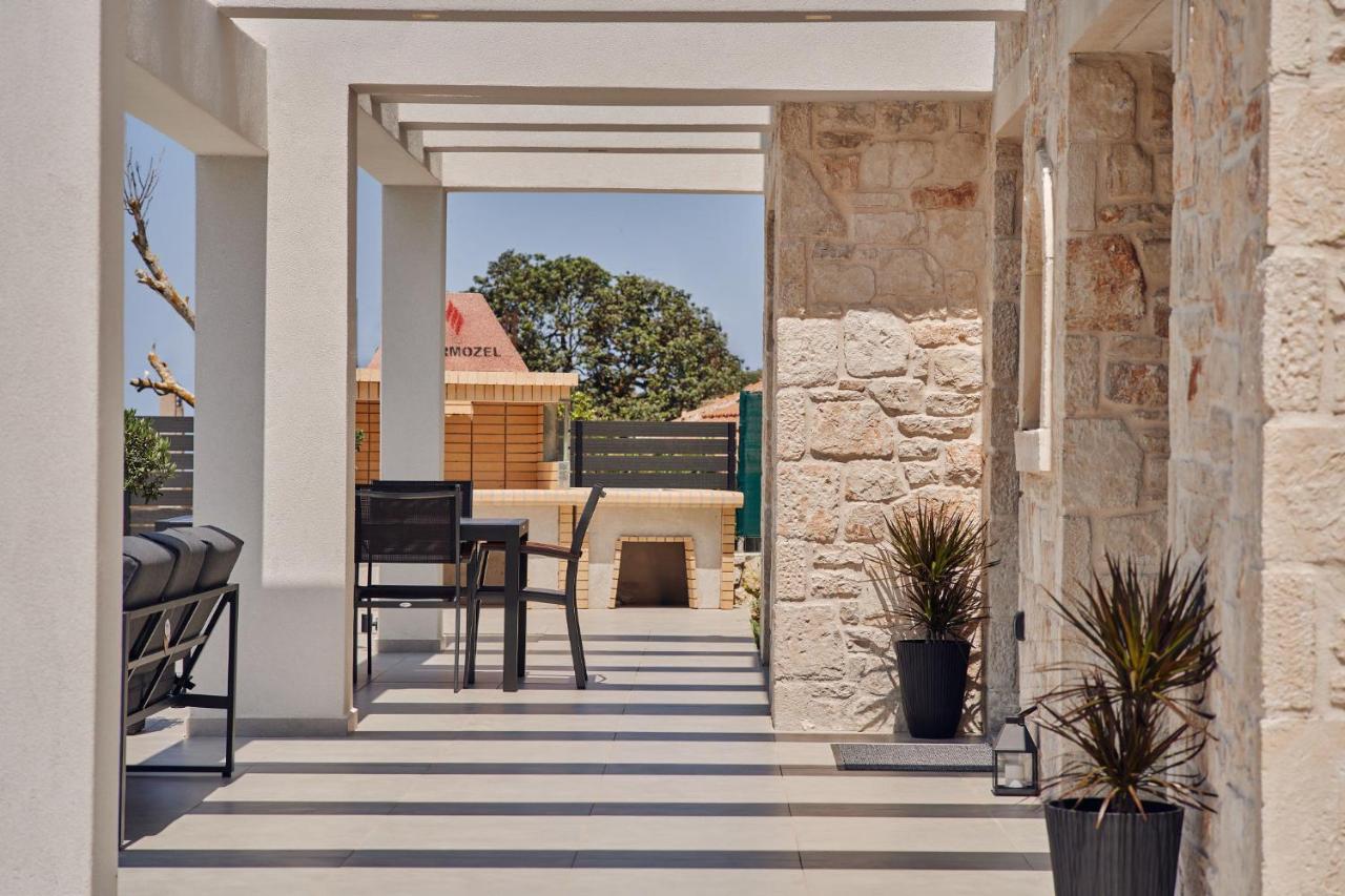 Mouzaki'S Stone Villas Volímai 外观 照片